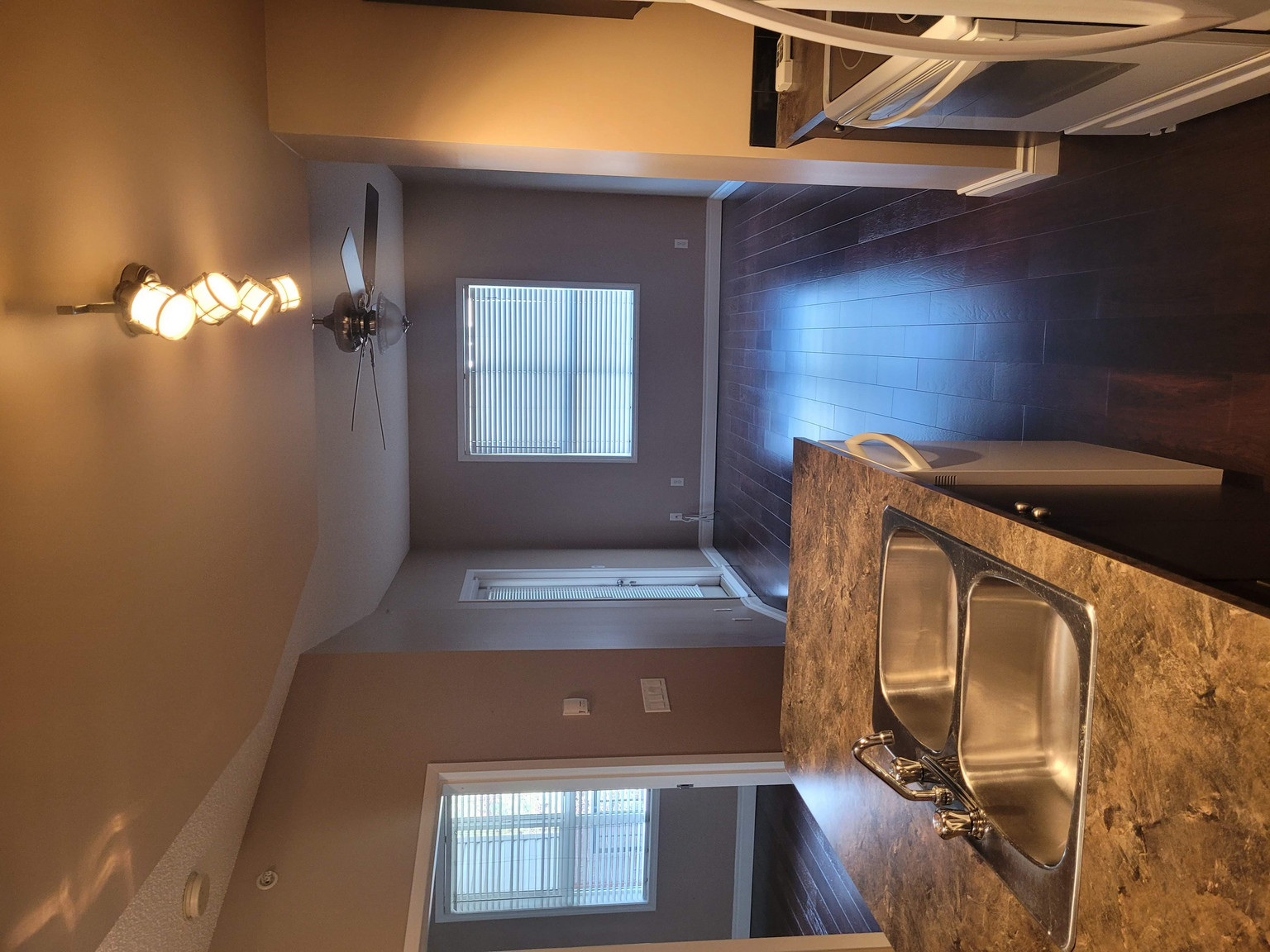 73 Erin Woods Court SE - Photo 6
