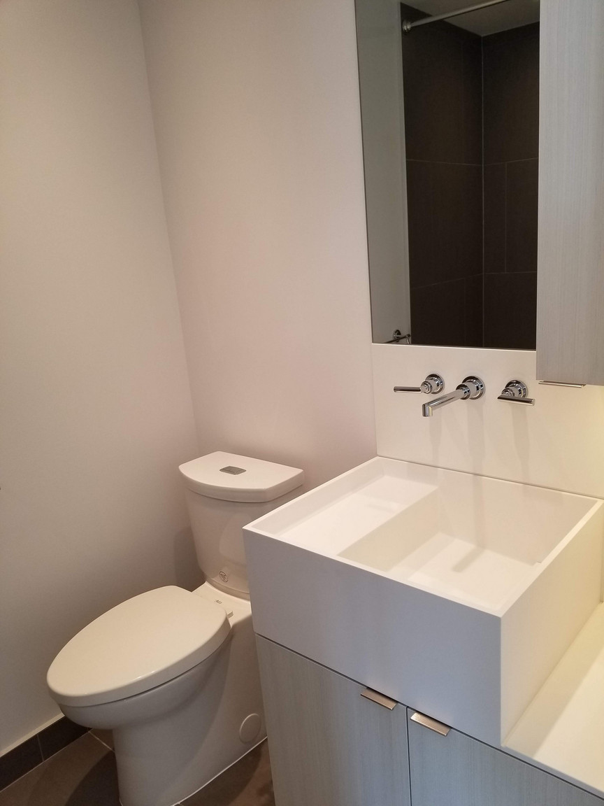 Beautiful 1 Bedroom in East Village - Photo 35