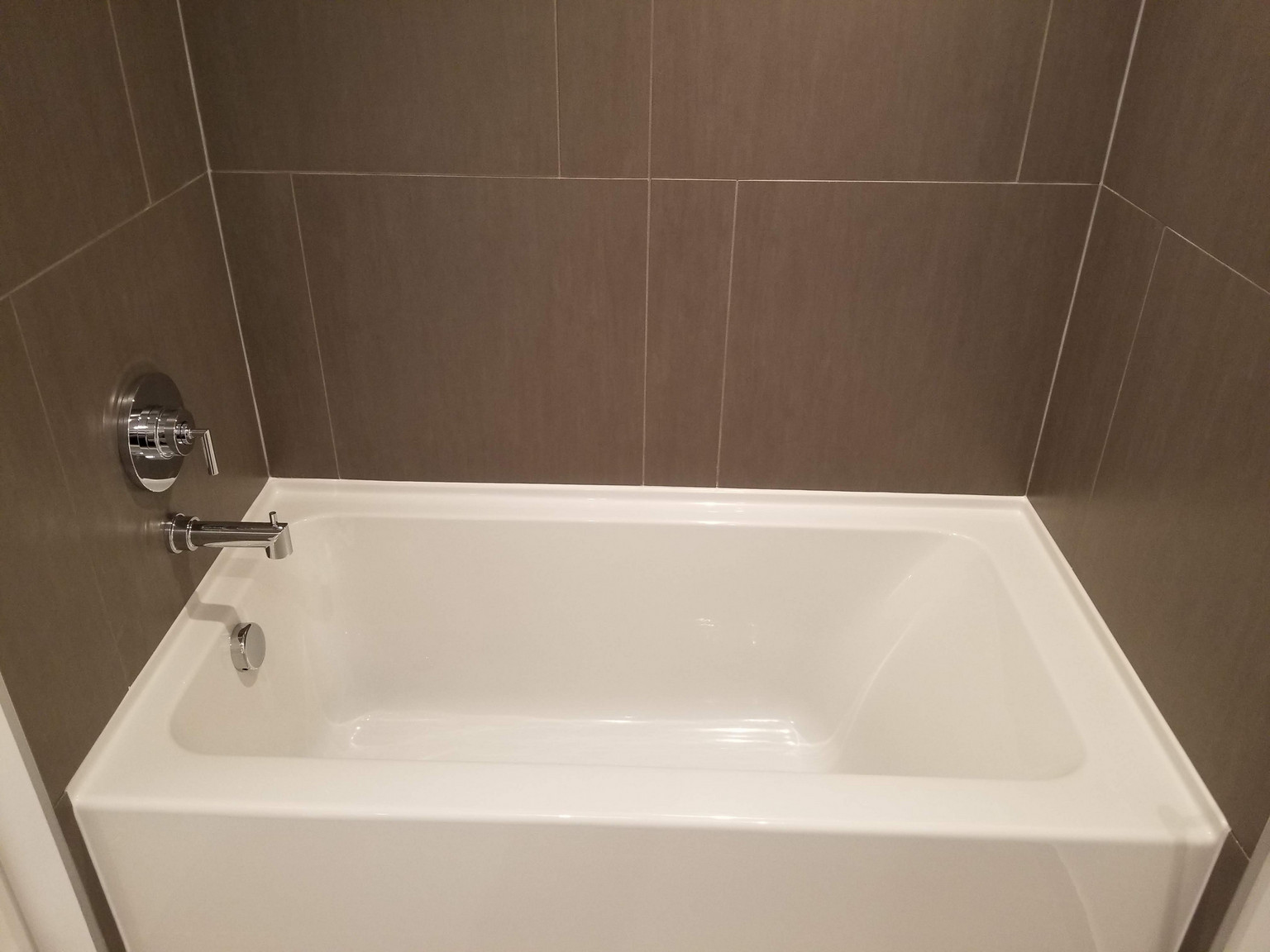 Beautiful 1 Bedroom in East Village - Photo 33