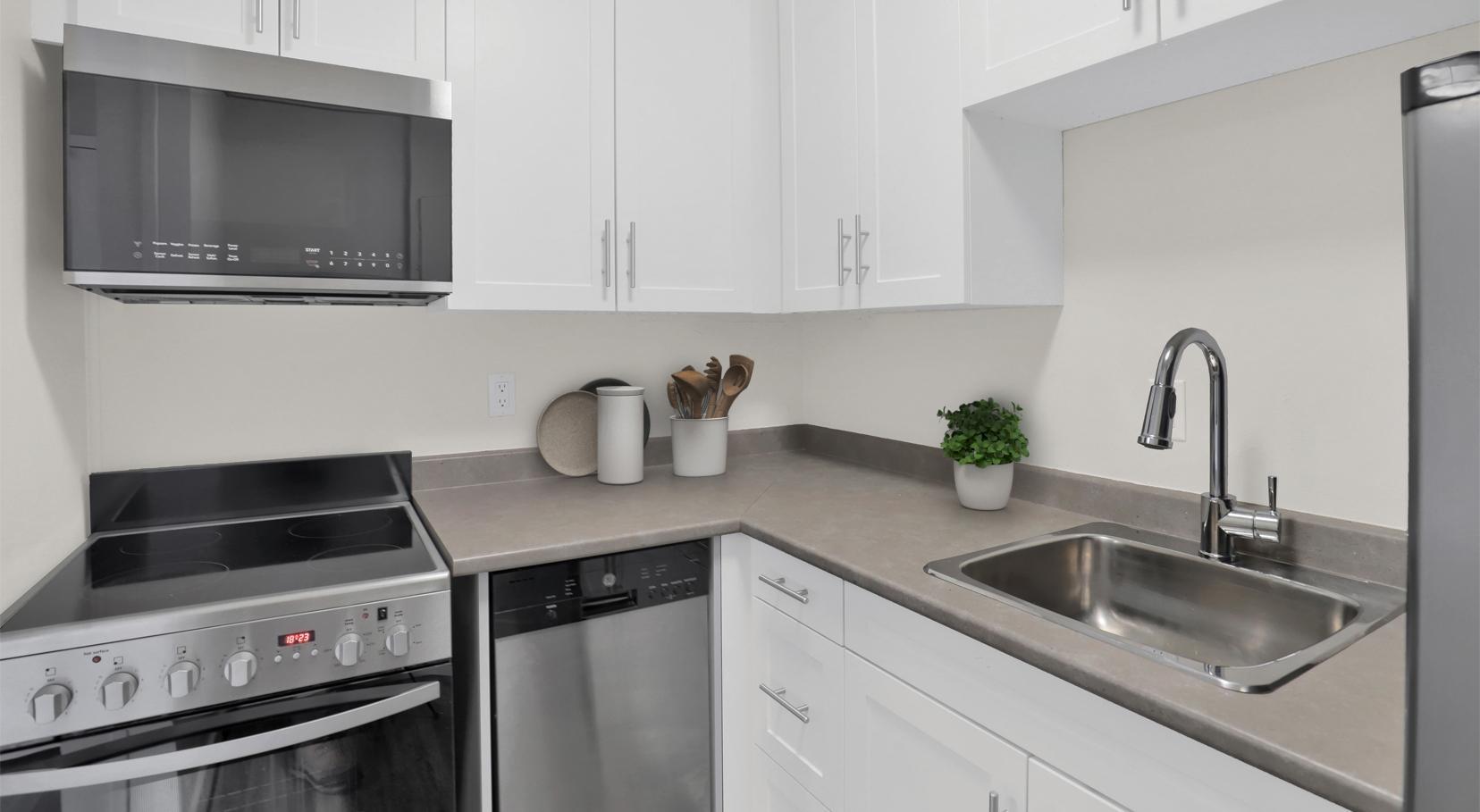 Treeview Apartments - Photo 5