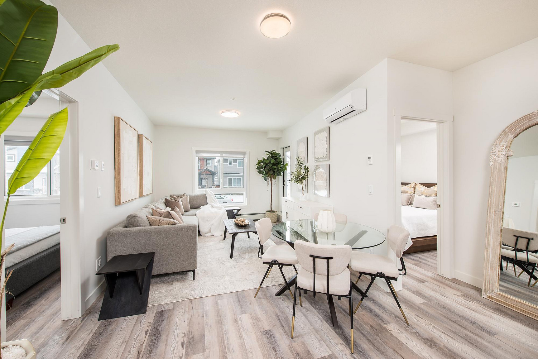 Henday Suites - Photo 11