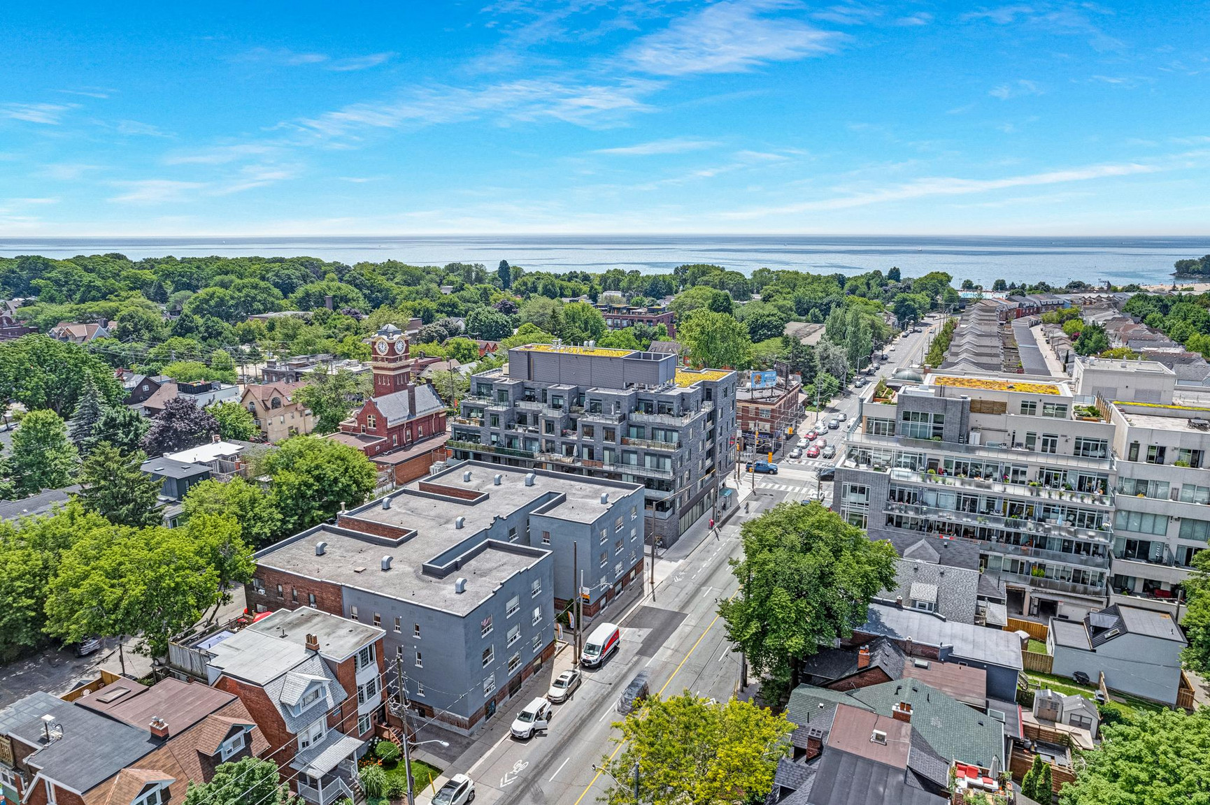 Beach Park Apartments - Photo 9