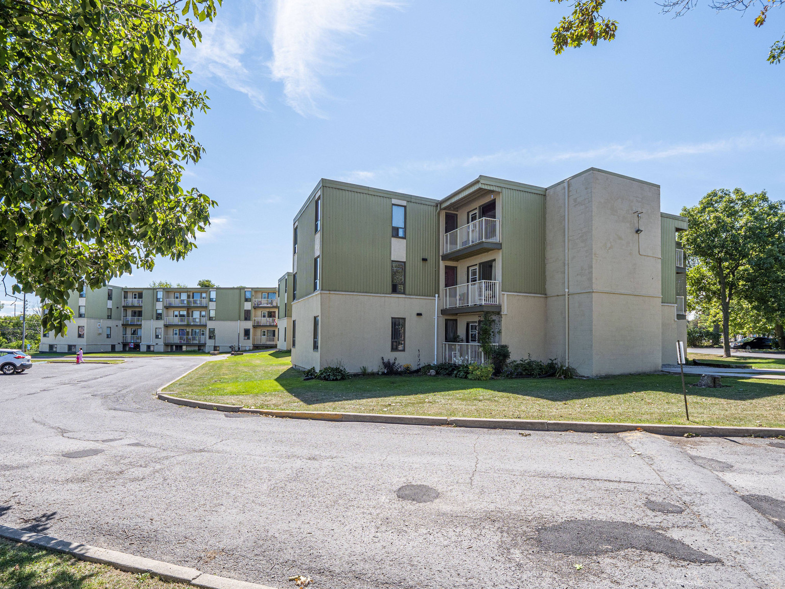 Treeview Apartments - Photo 11