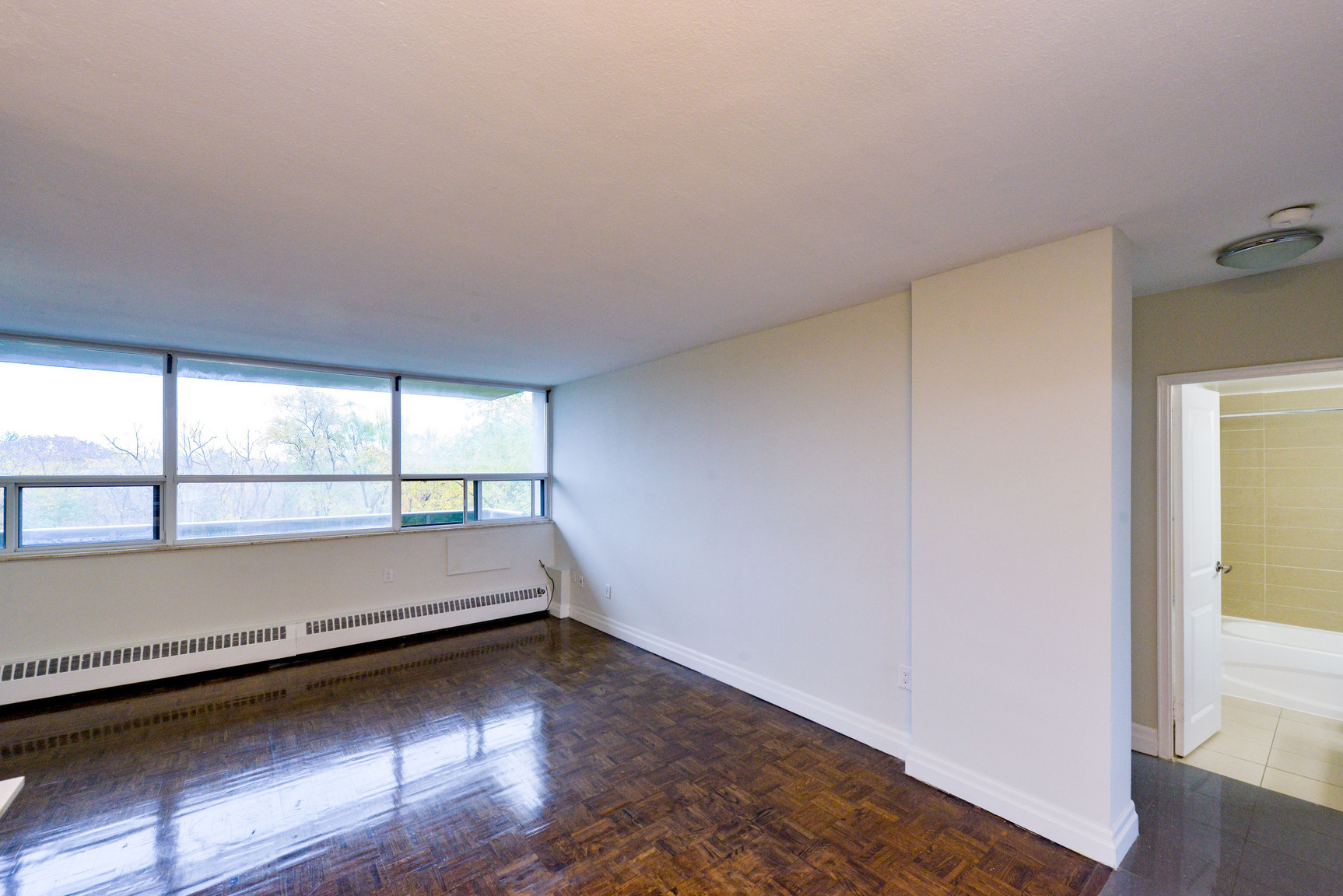 Almore Apartments - Photo 8