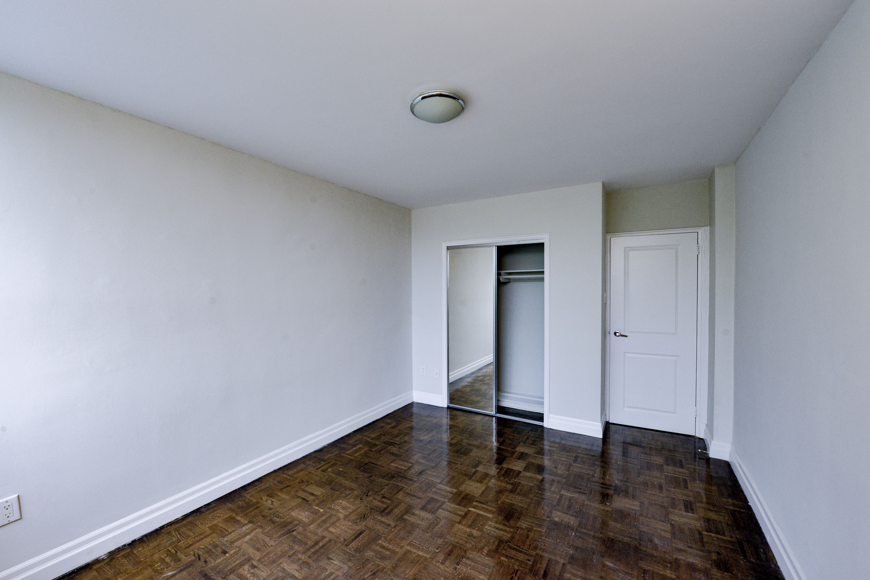 Almore Apartments - Photo 13