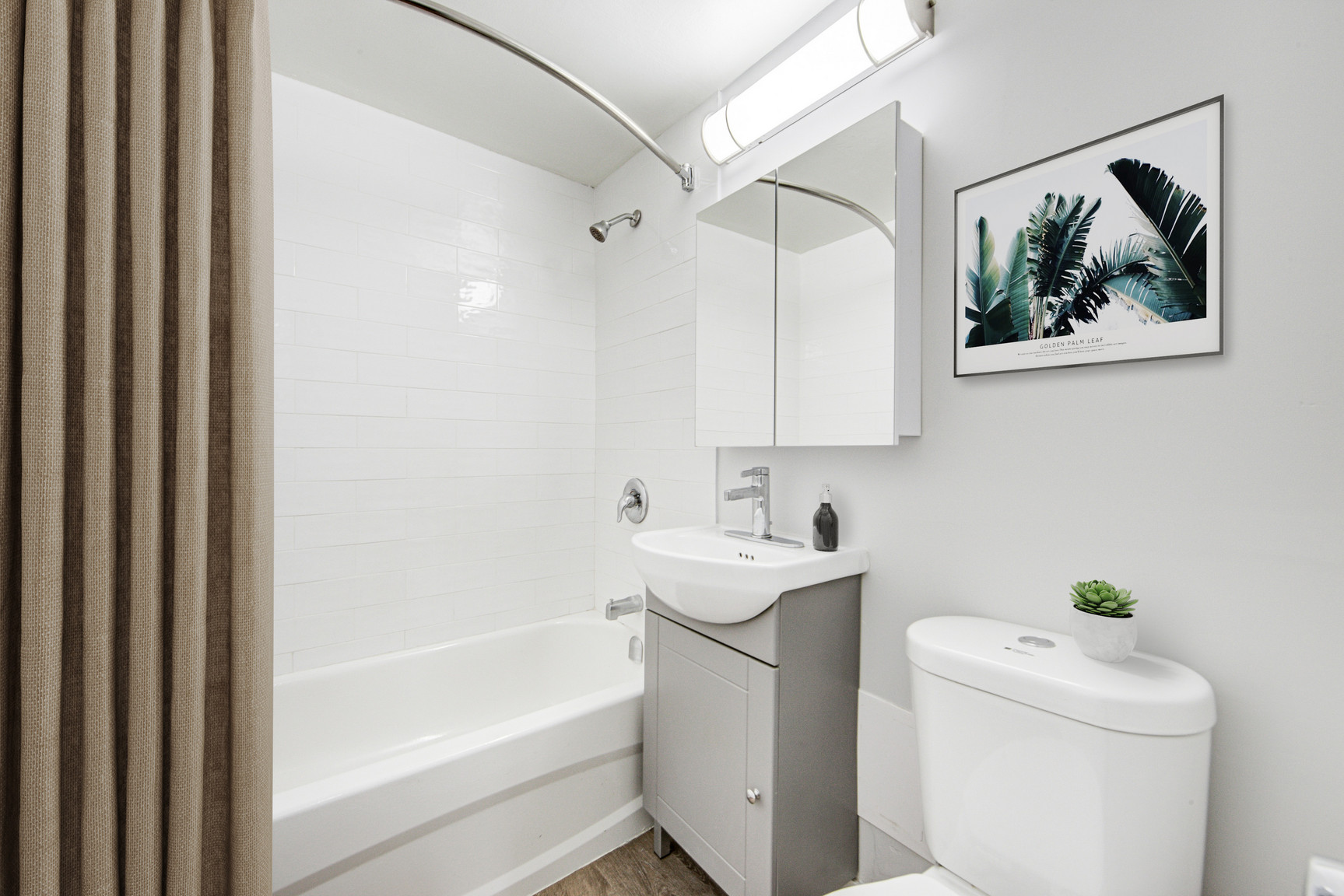 Cedarwood Suites - Photo 7