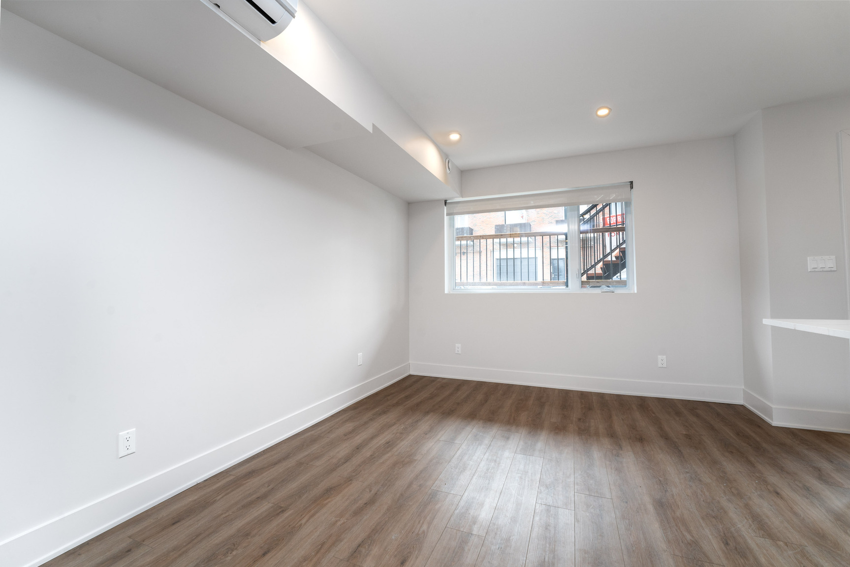 85 Rosemount Avenue - Photo 5