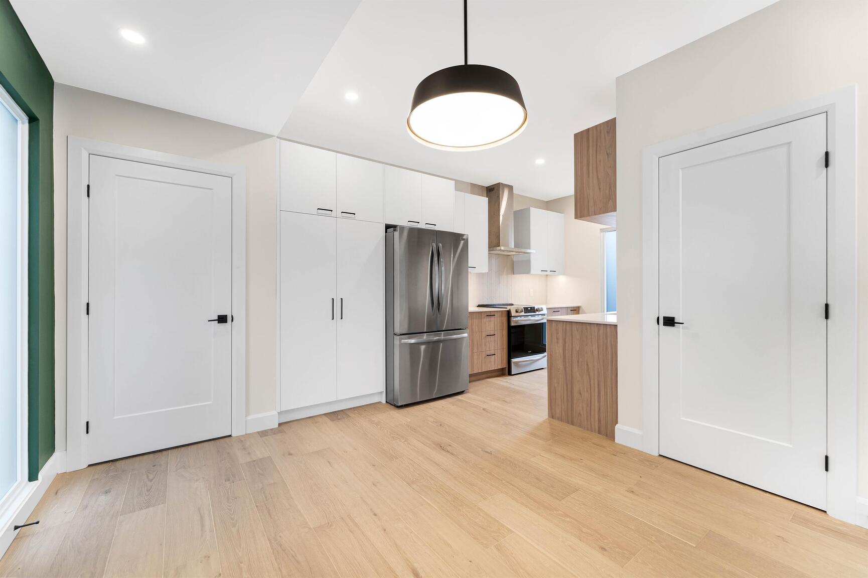 847 Woodroffe Avenue - Photo 6
