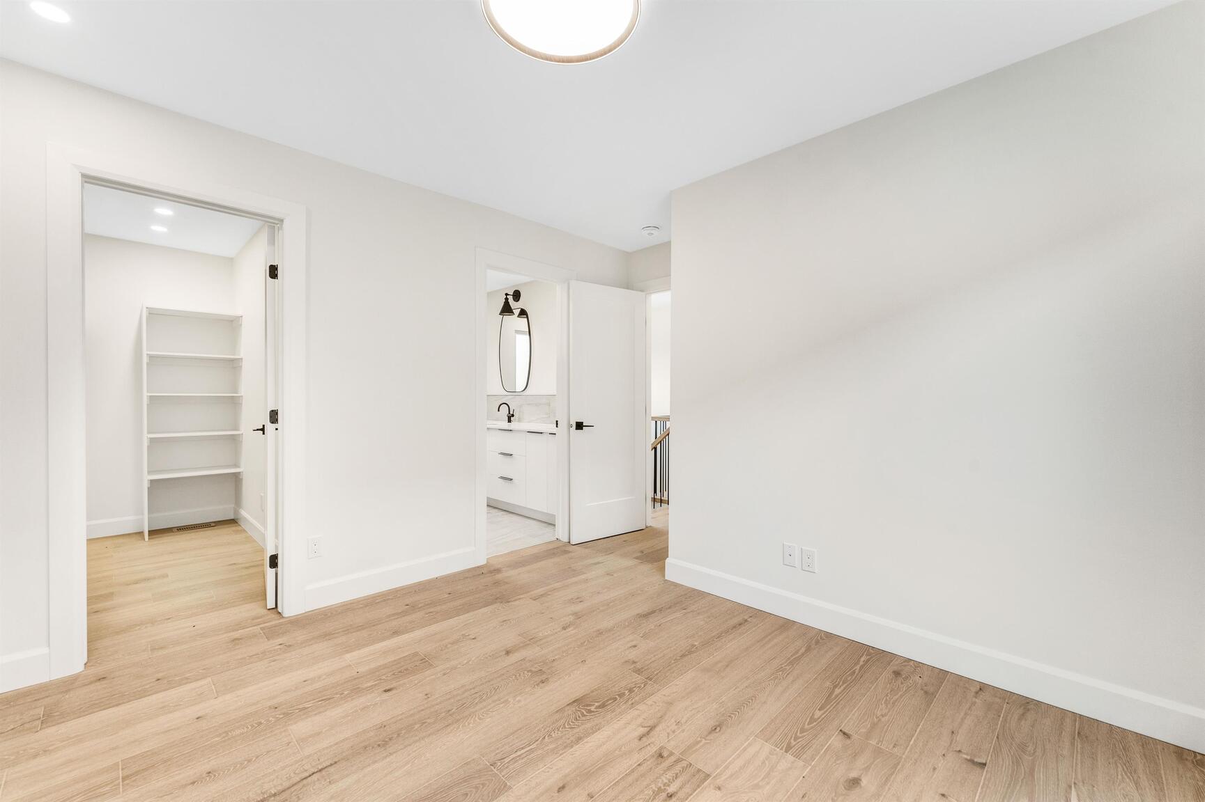 847 Woodroffe Avenue - Photo 18