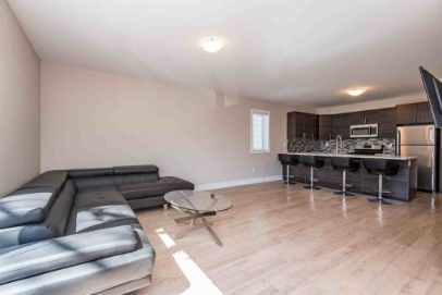 133 Sweetland Avenue - Photo 3