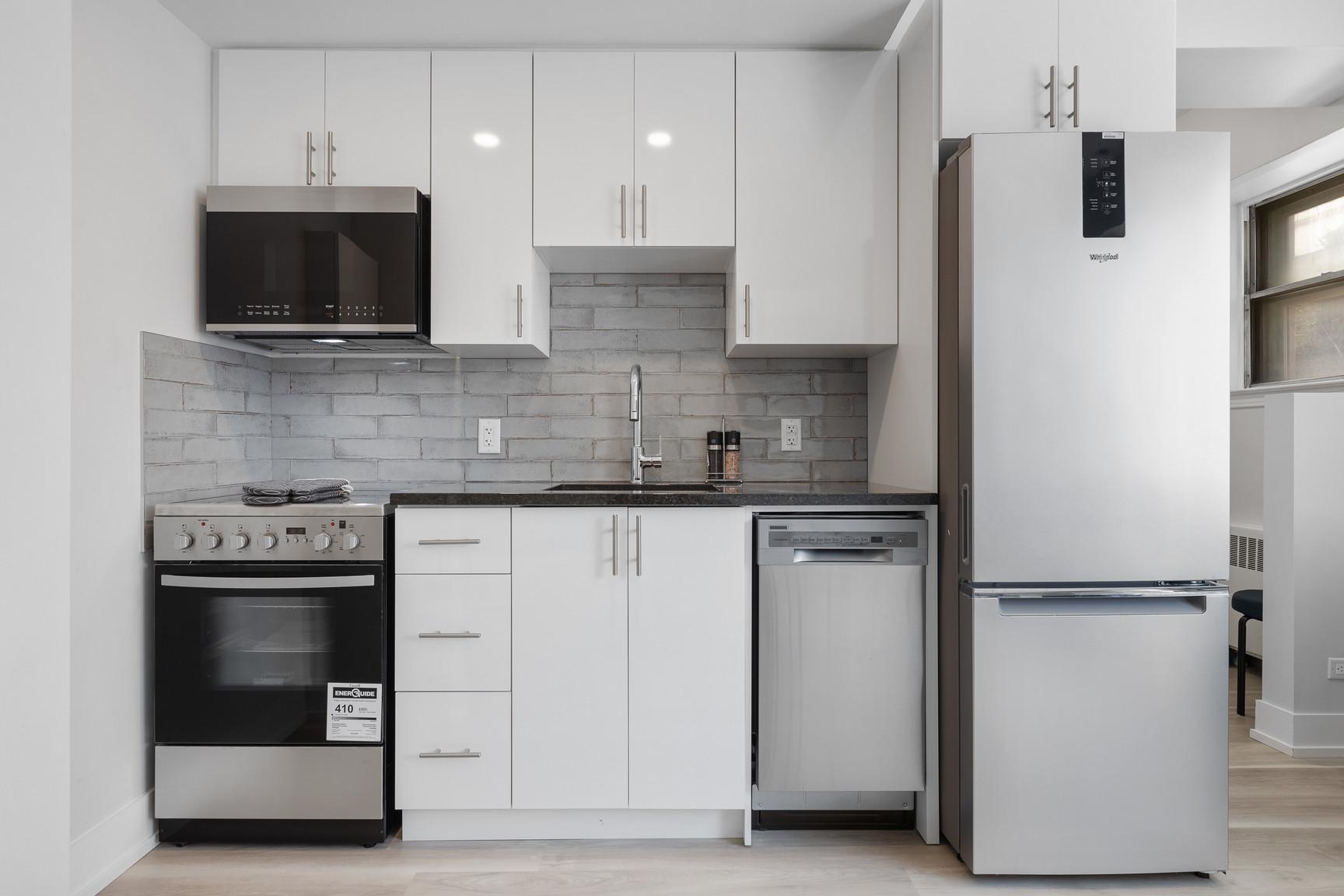 280 Laurier E. - Photo 11