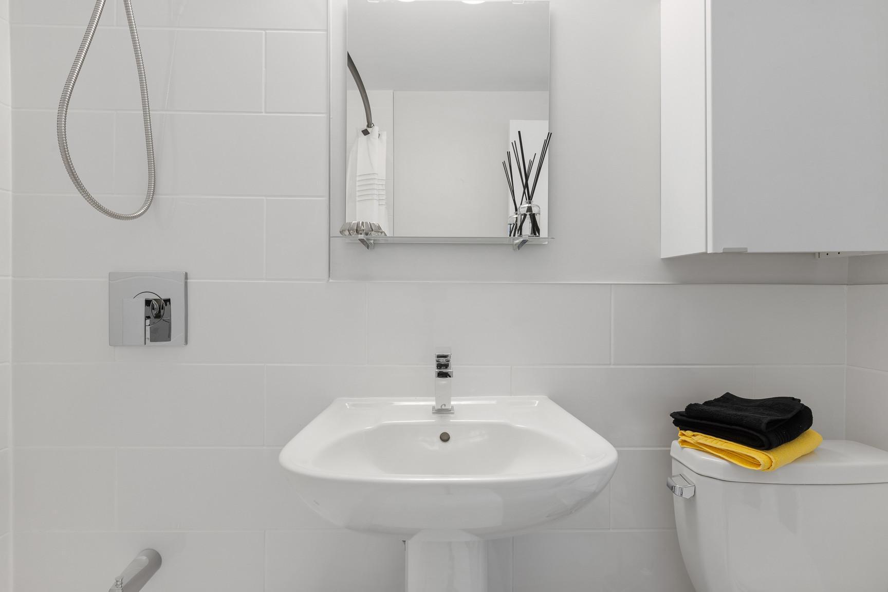 280 Laurier E. - Photo 18