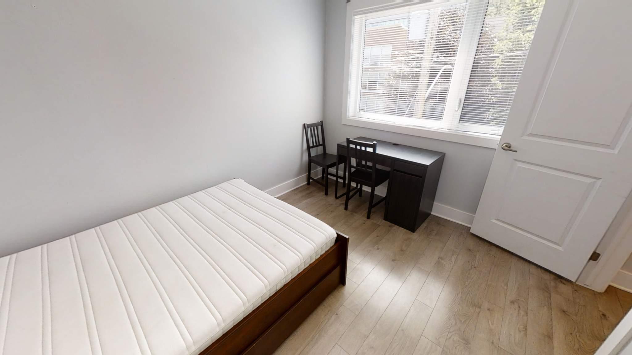 173 Henderson Ave  - Photo 6