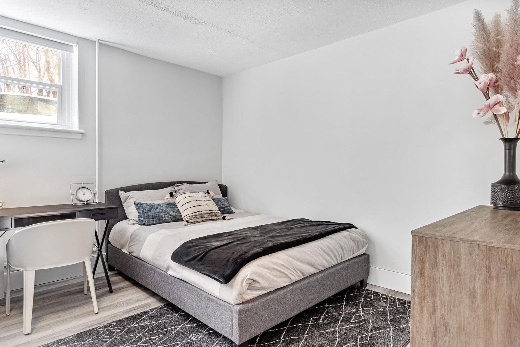 280 Laurier E. - Photo 23