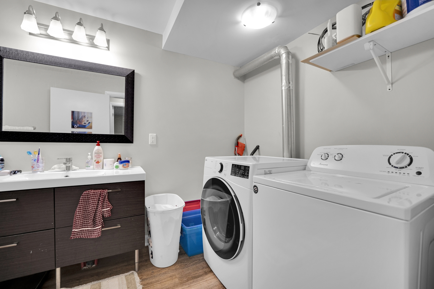 52 Ontario Street - Photo 8