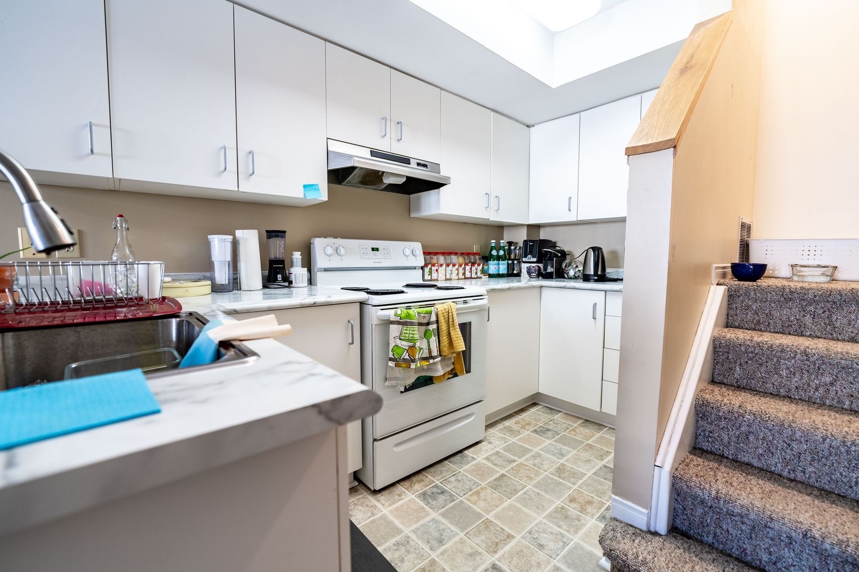 110 Stirling Avenue - Photo 7