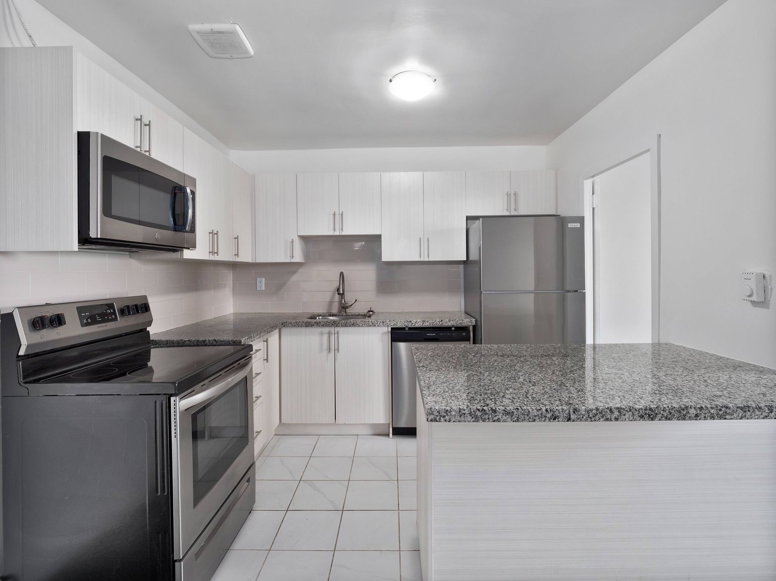 3250 Keele Apartments