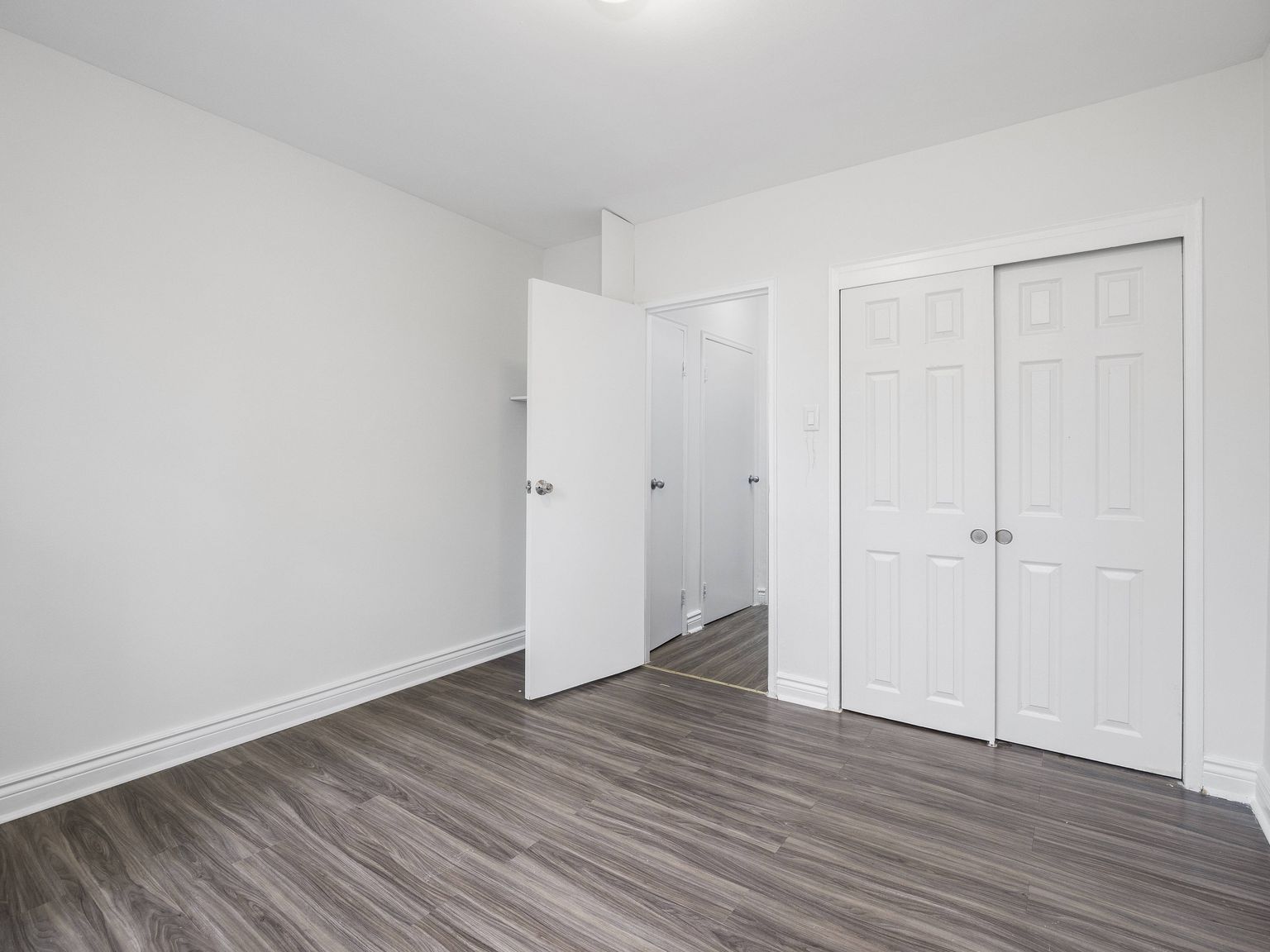 Dawes Apartments - Photo 14