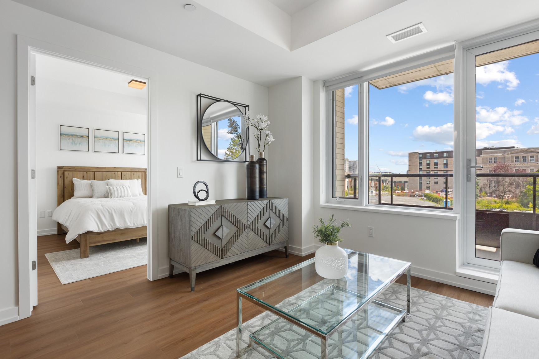 Milieu & Ballantyne Apartments - Photo 5