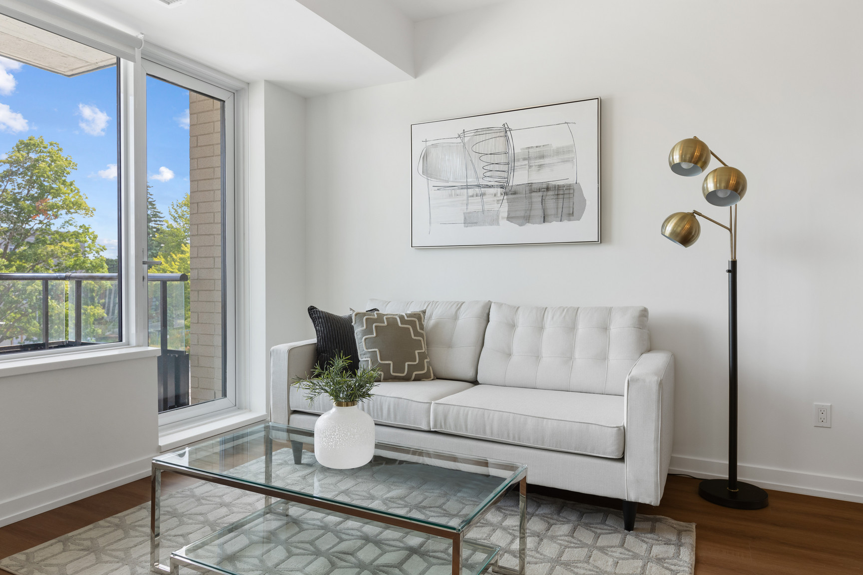 Milieu & Ballantyne Apartments - Photo 6
