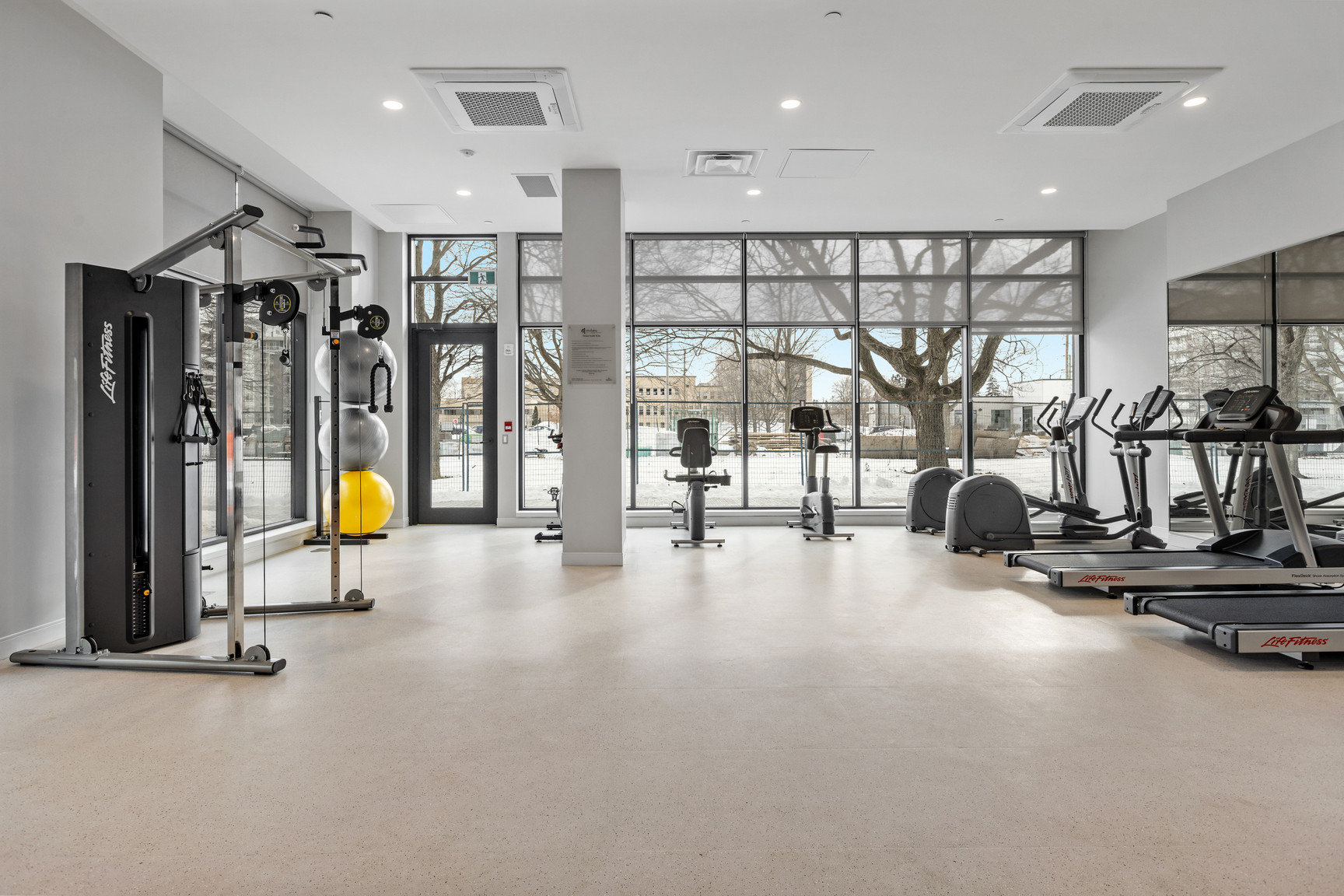 Milieu & Ballantyne Apartments - Photo 8