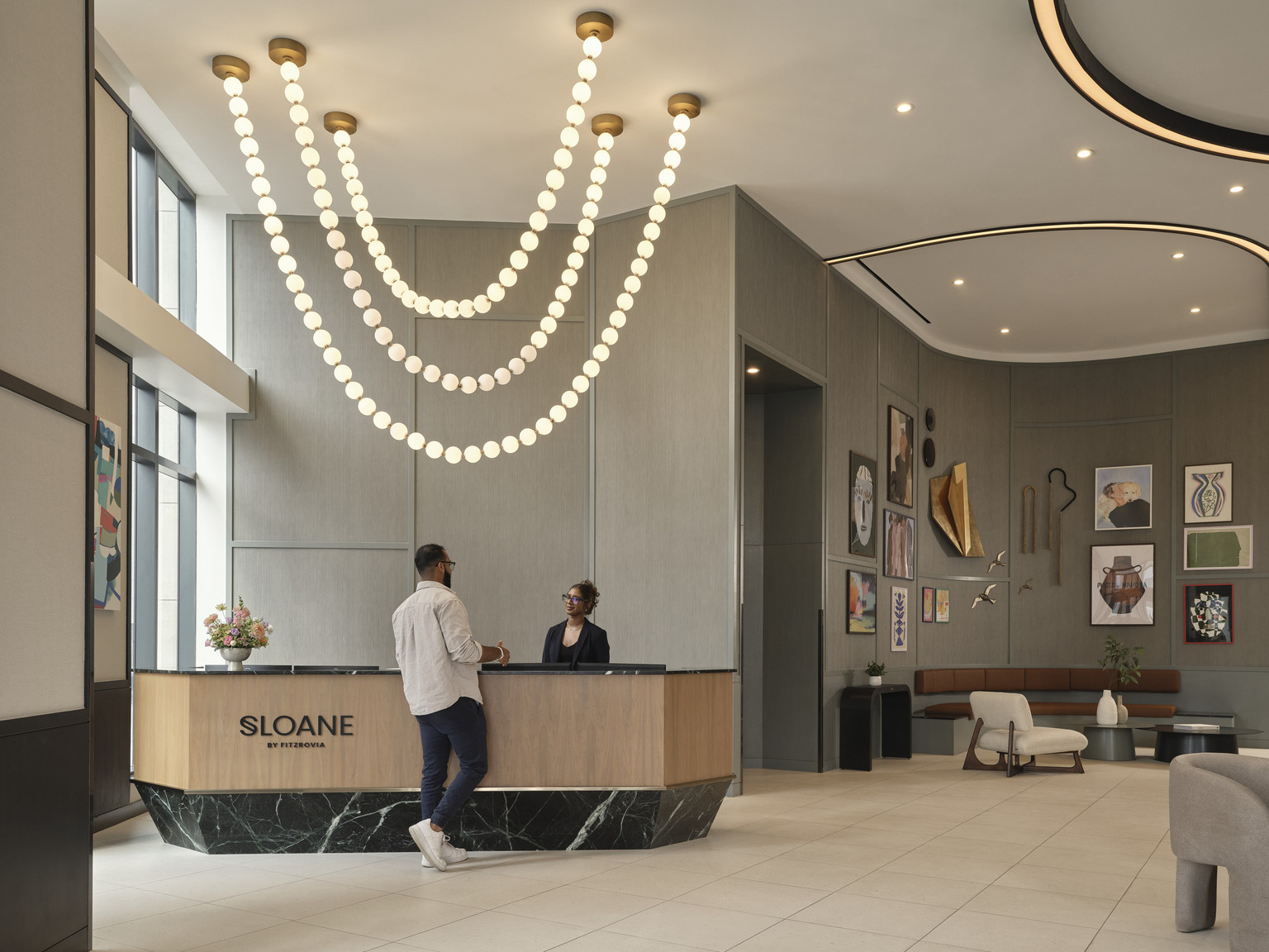 Sloane - Photo 58
