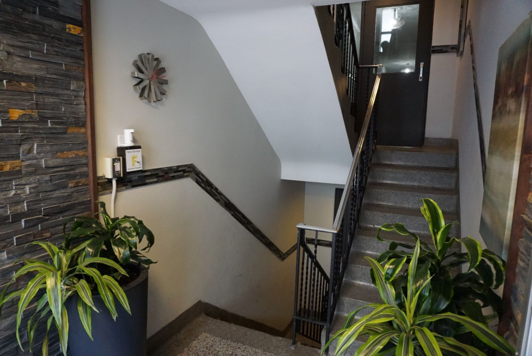 188 Lisgar St. - Photo 5