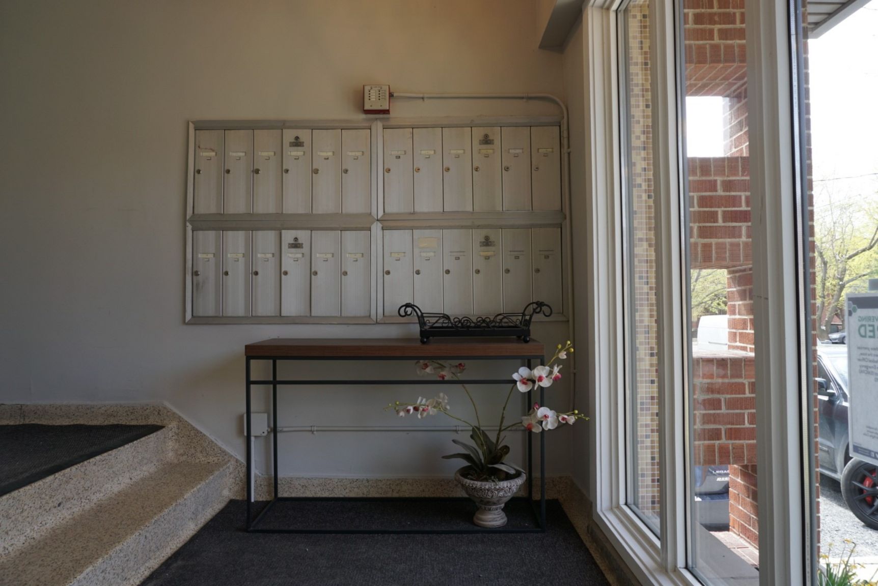 55 Sweetland Ave. - Photo 2