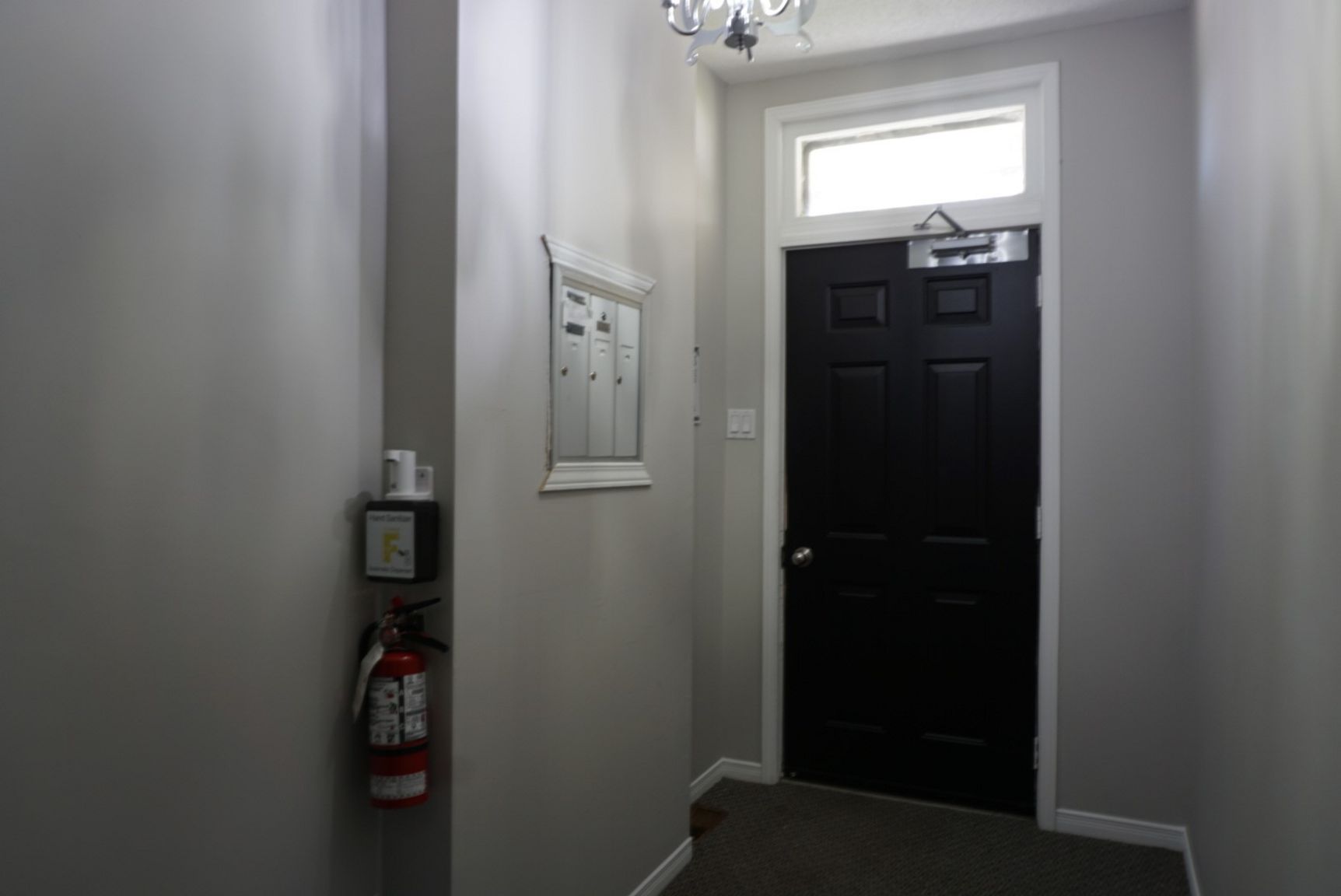 60 Russell Ave. - Photo 7