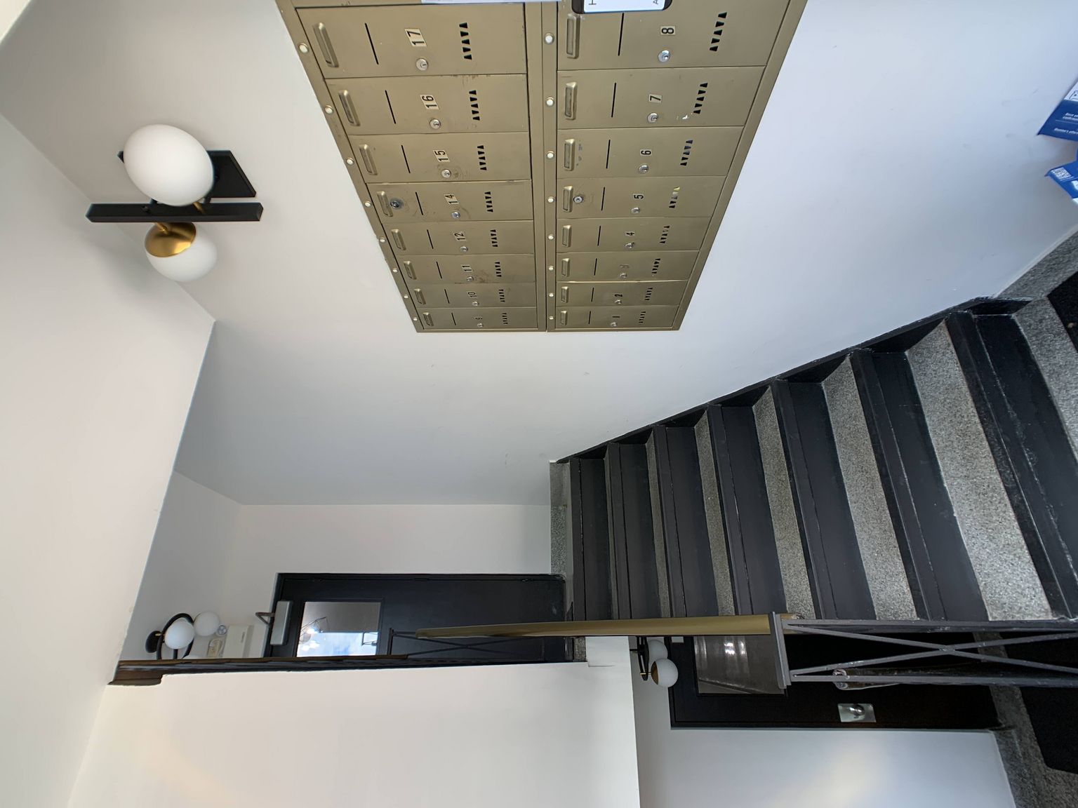 105 Rosemount Ave. - Photo 4