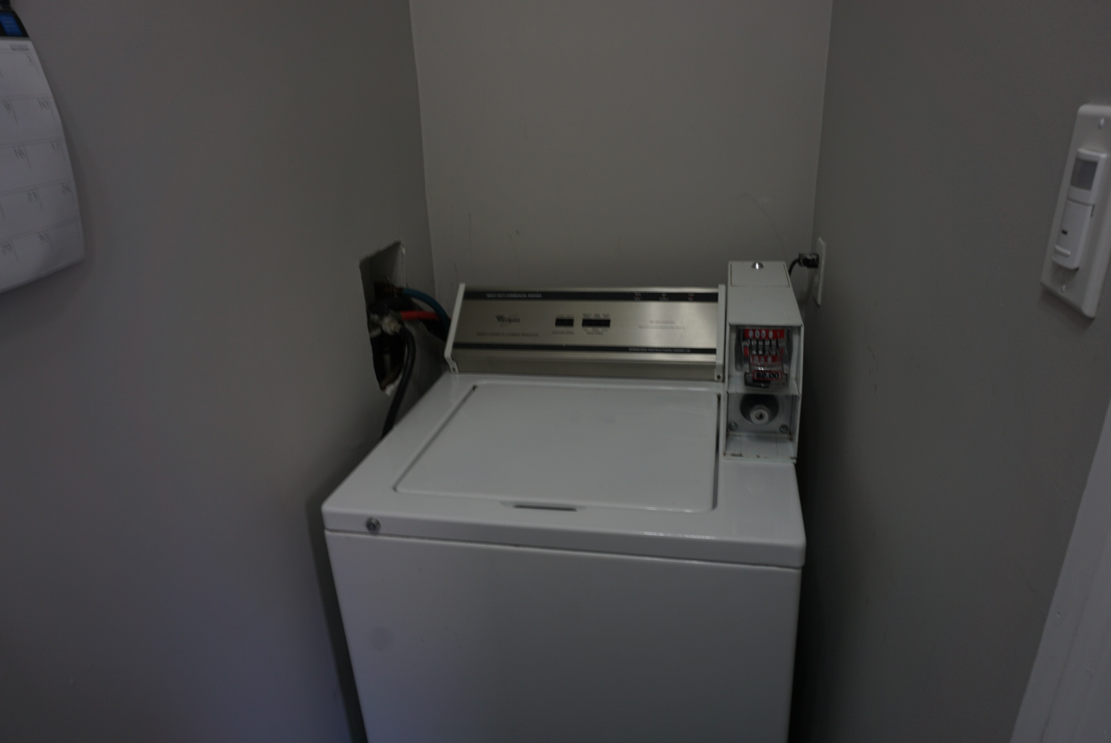 548 MacLaren, Ottawa, ON K1R 5K7 — photo 3