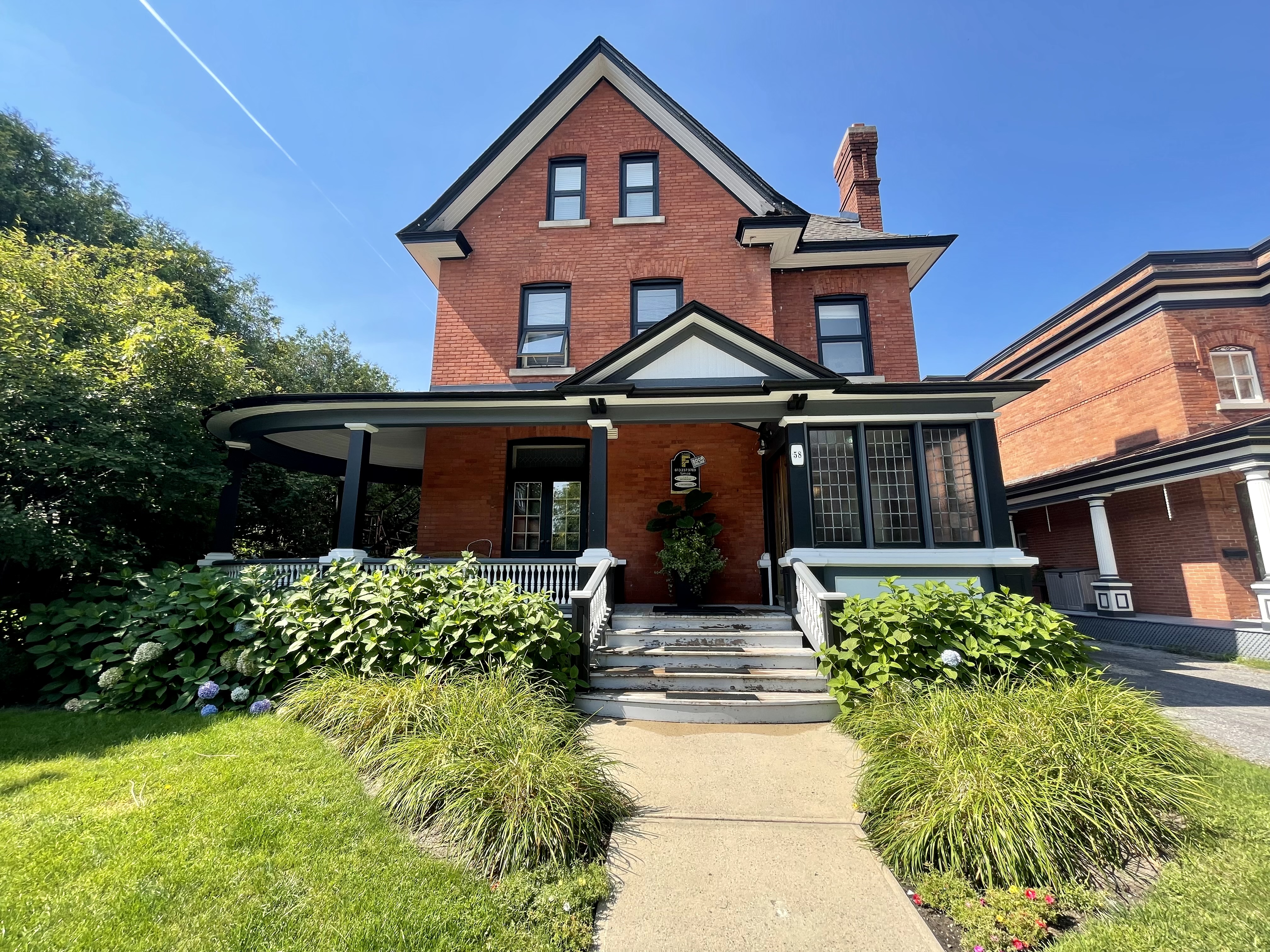 58 Sweetland Ave., Ottawa, ON K1N 7T6 — photo 1