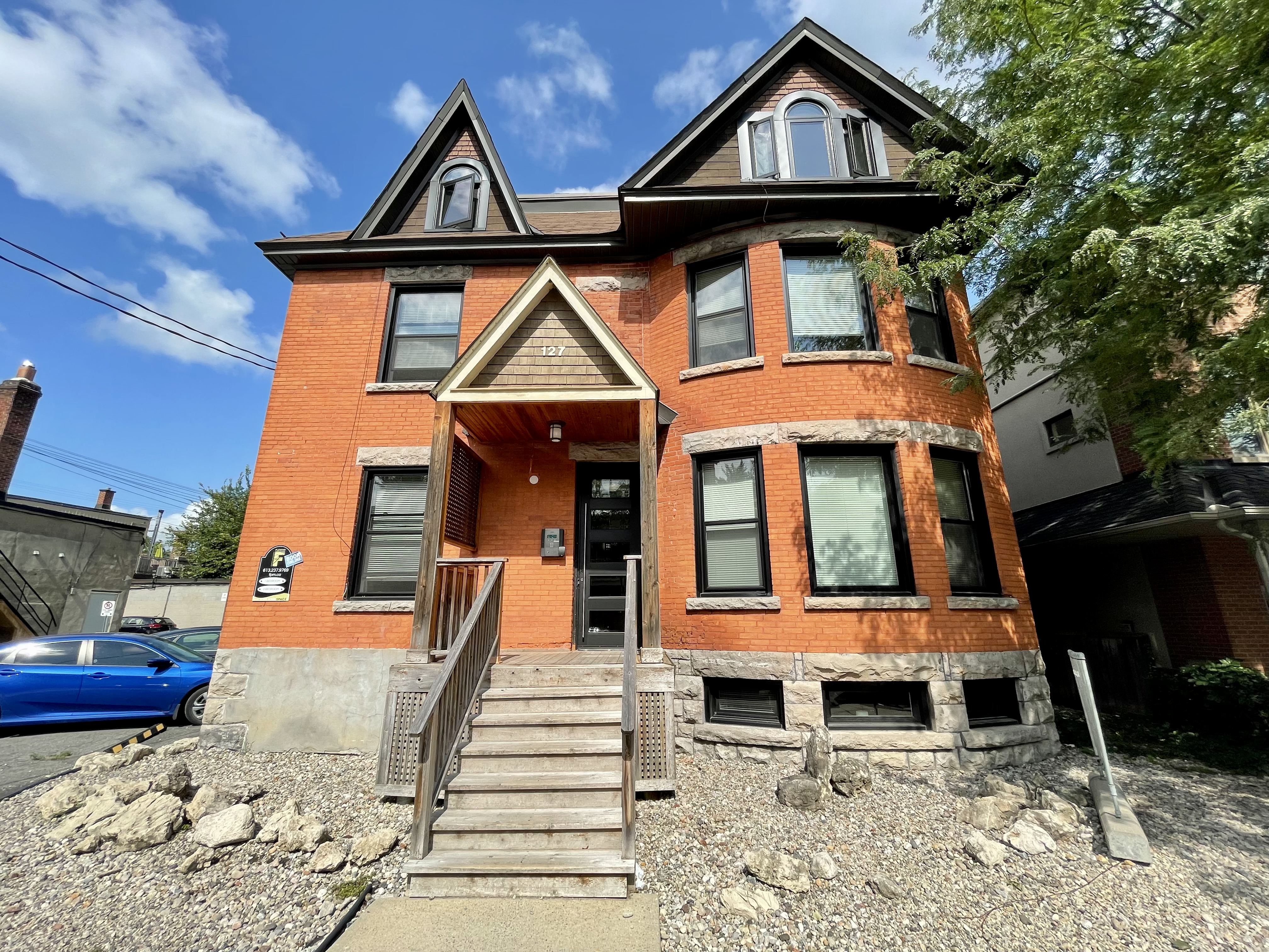 127 Second Ave., Ottawa, ON K1S 2H4 — photo 1