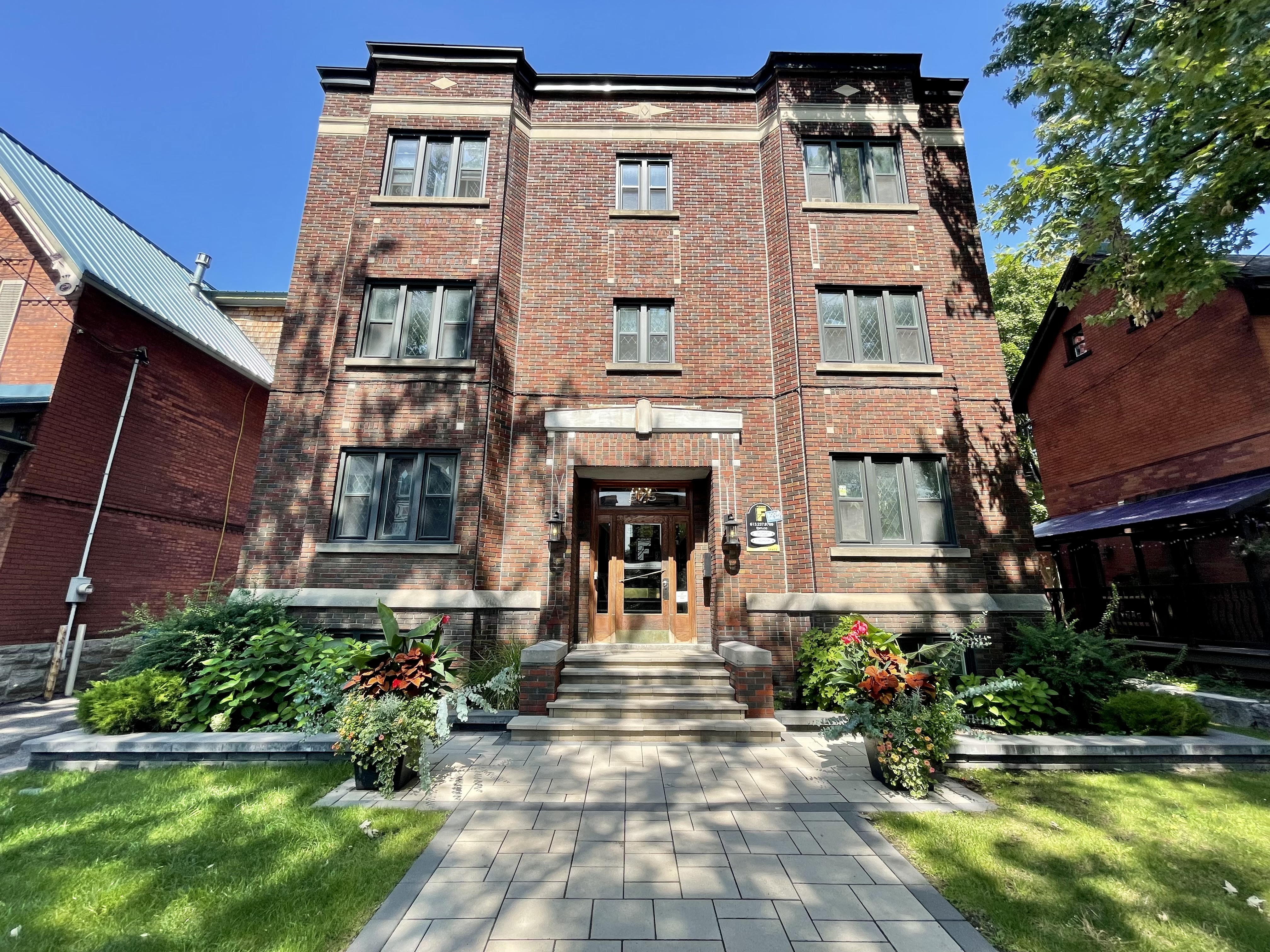 575 MacLaren St., Ottawa, ON K1R 5K8 — photo 1