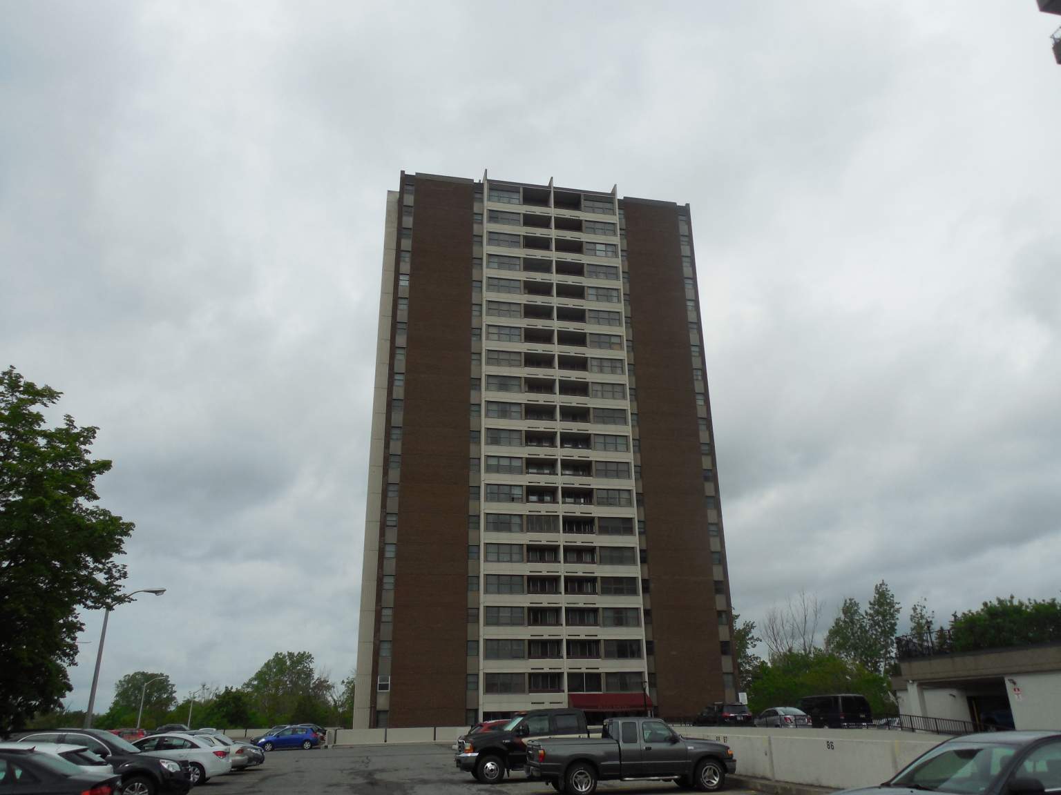 Plaza Towers, Ottawa  - Photo 7