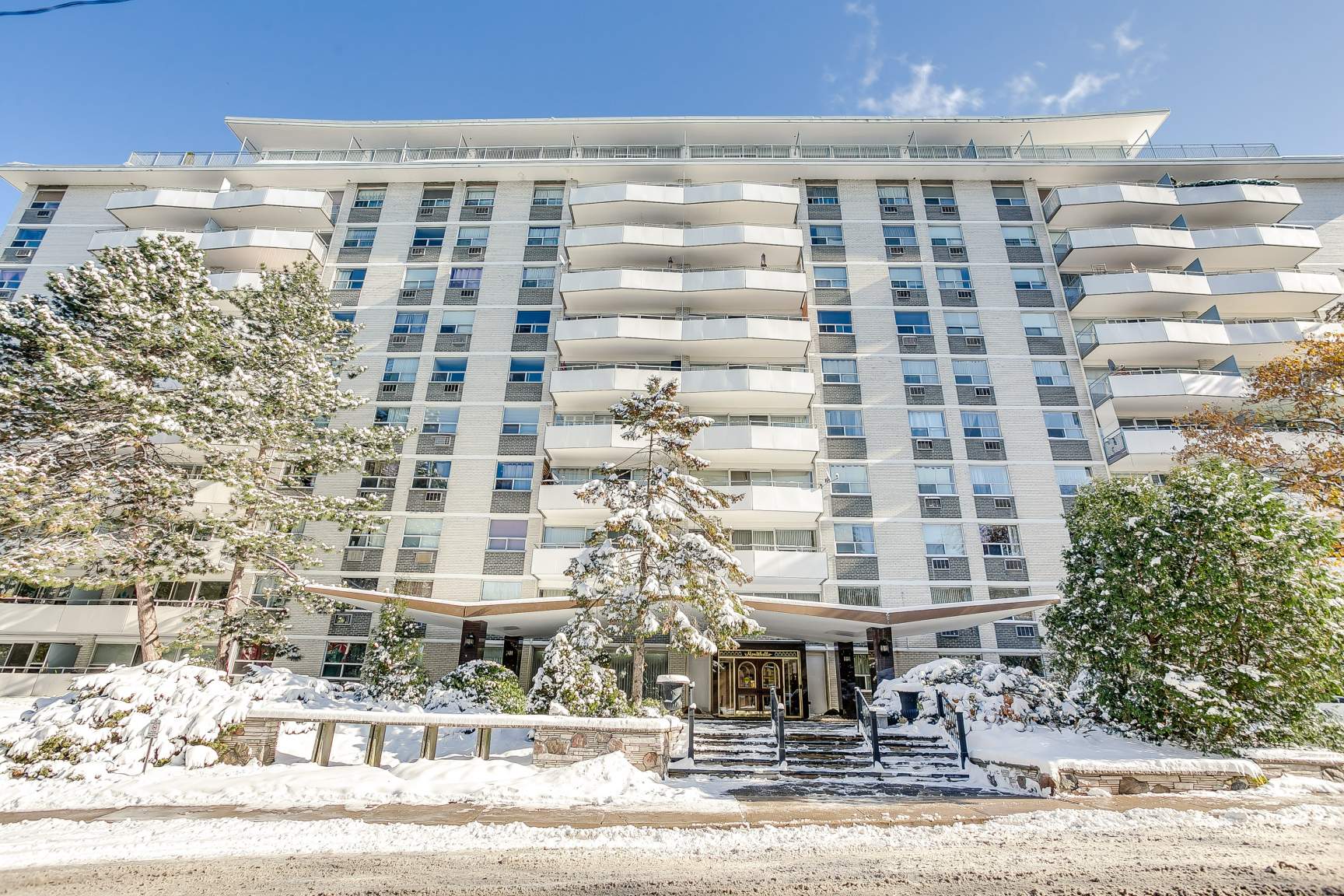 The Montebello, Toronto  - Photo 33