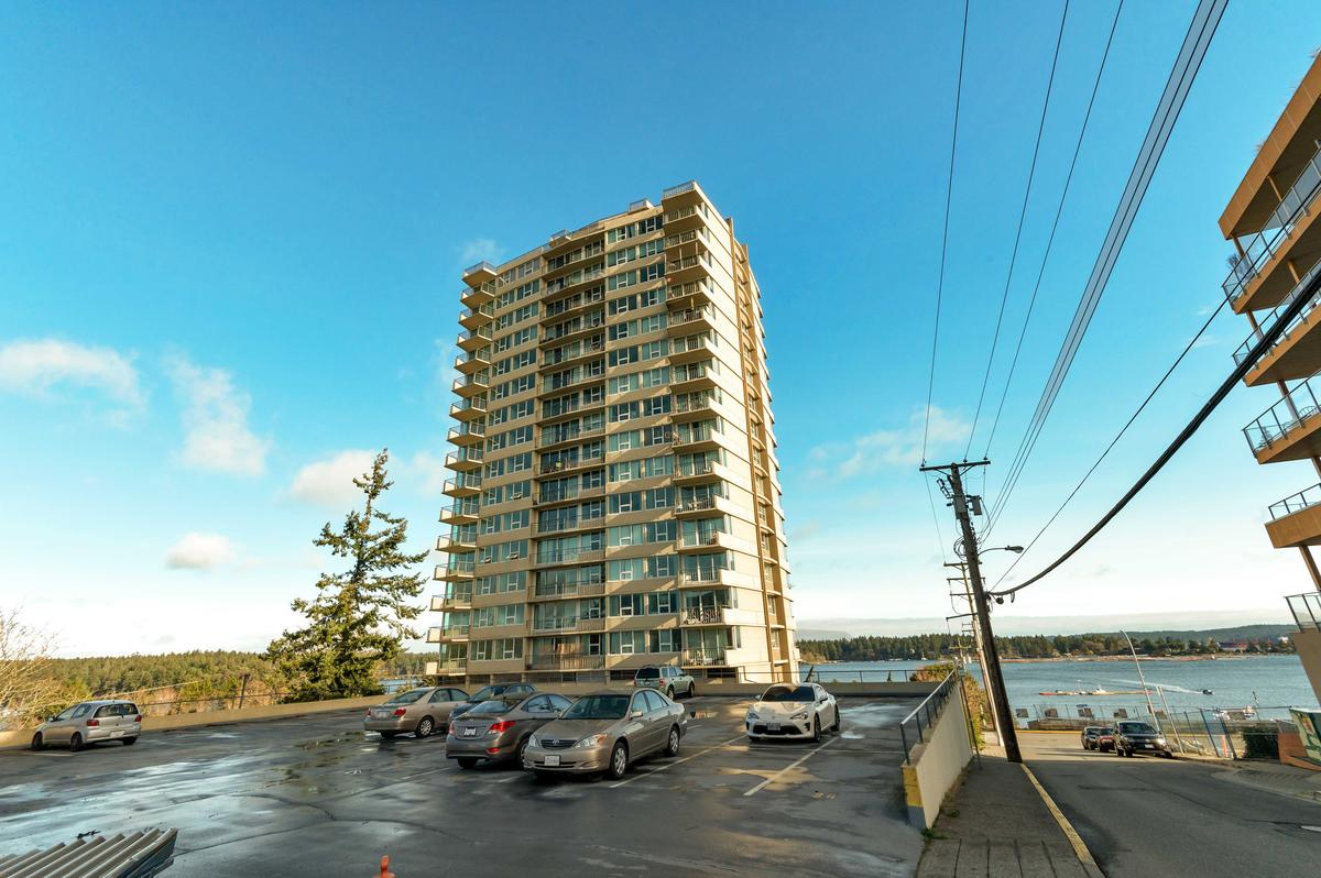 1 Chapel St. - Photo 6