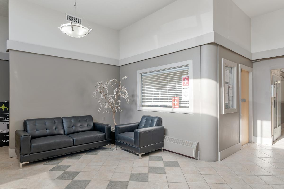 1 Chapel St. - Photo 25
