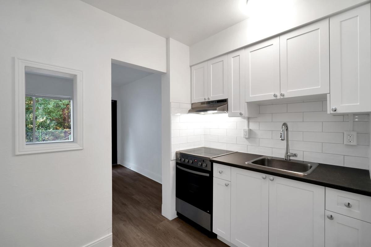 Riverbend Terrace - Photo 2
