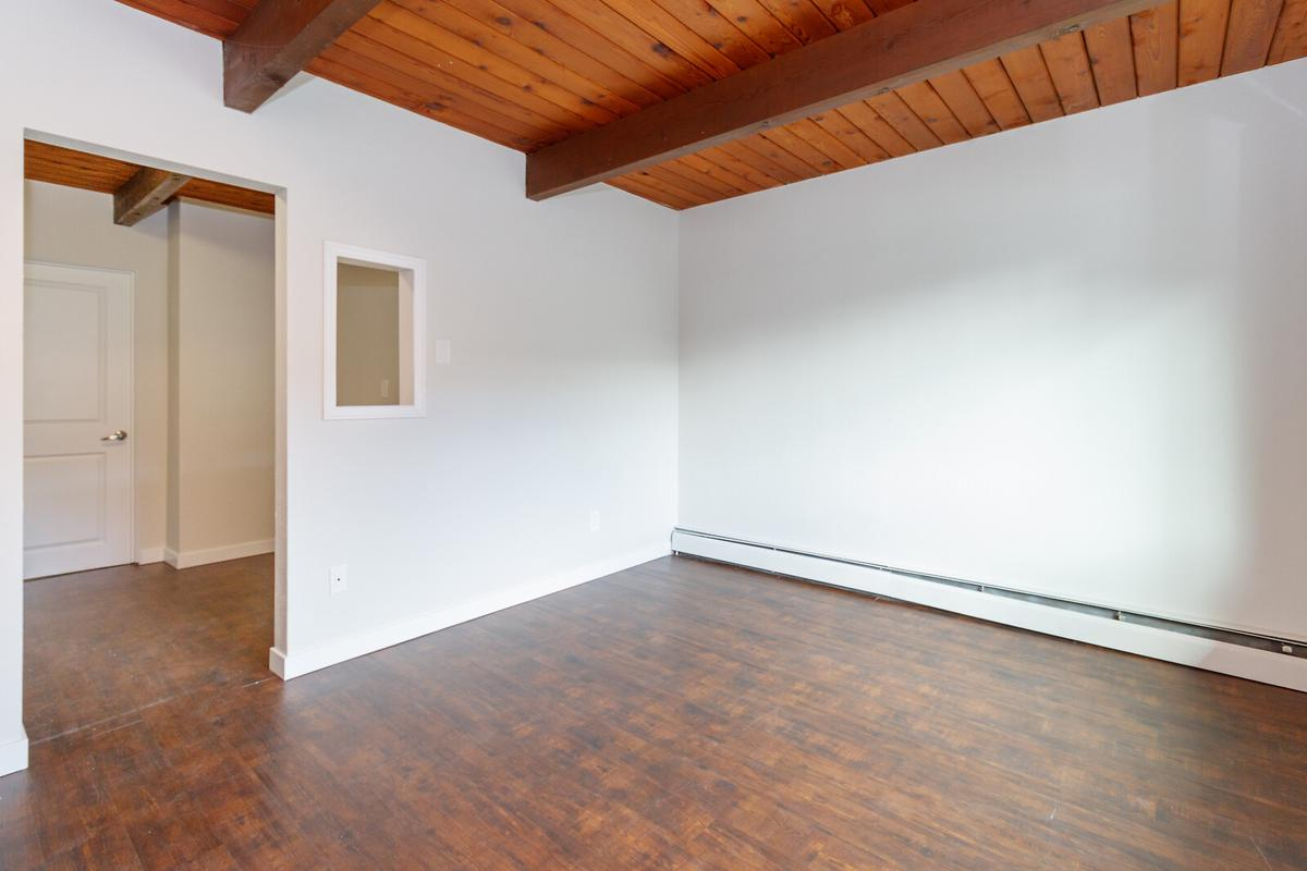 Riverbend Terrace - Photo 8