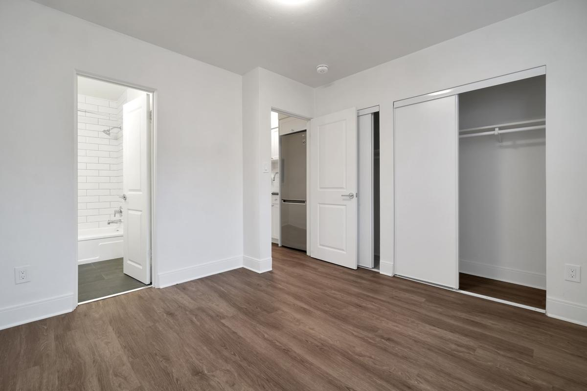 Riverbend Terrace - Photo 16