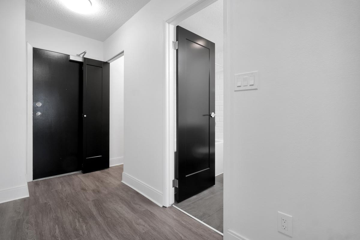 Prideaux Apartments - Photo 8