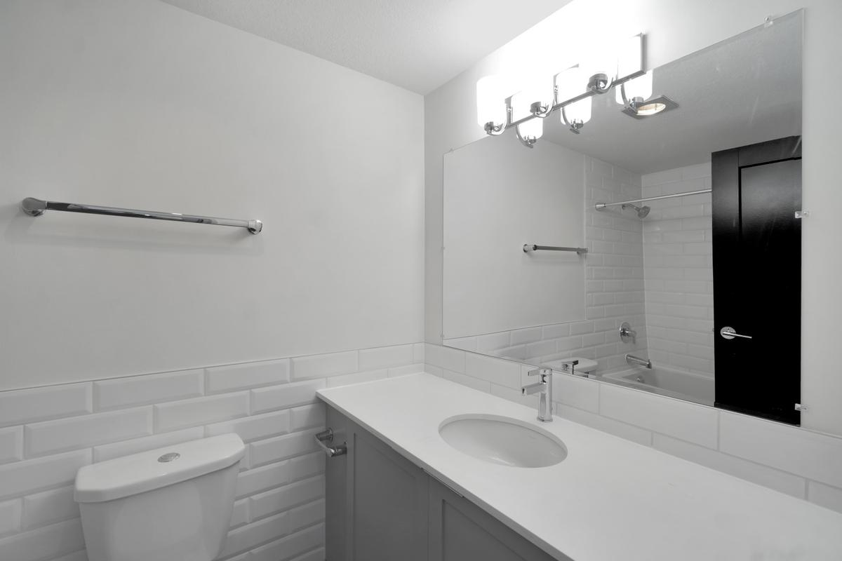 Prideaux Apartments - Photo 9