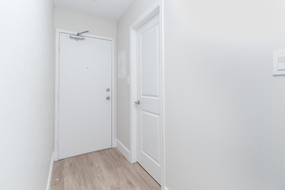 Alderwood Place Apartments - Photo 2
