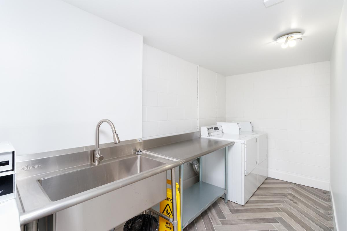 Alderwood Place Apartments - Photo 12