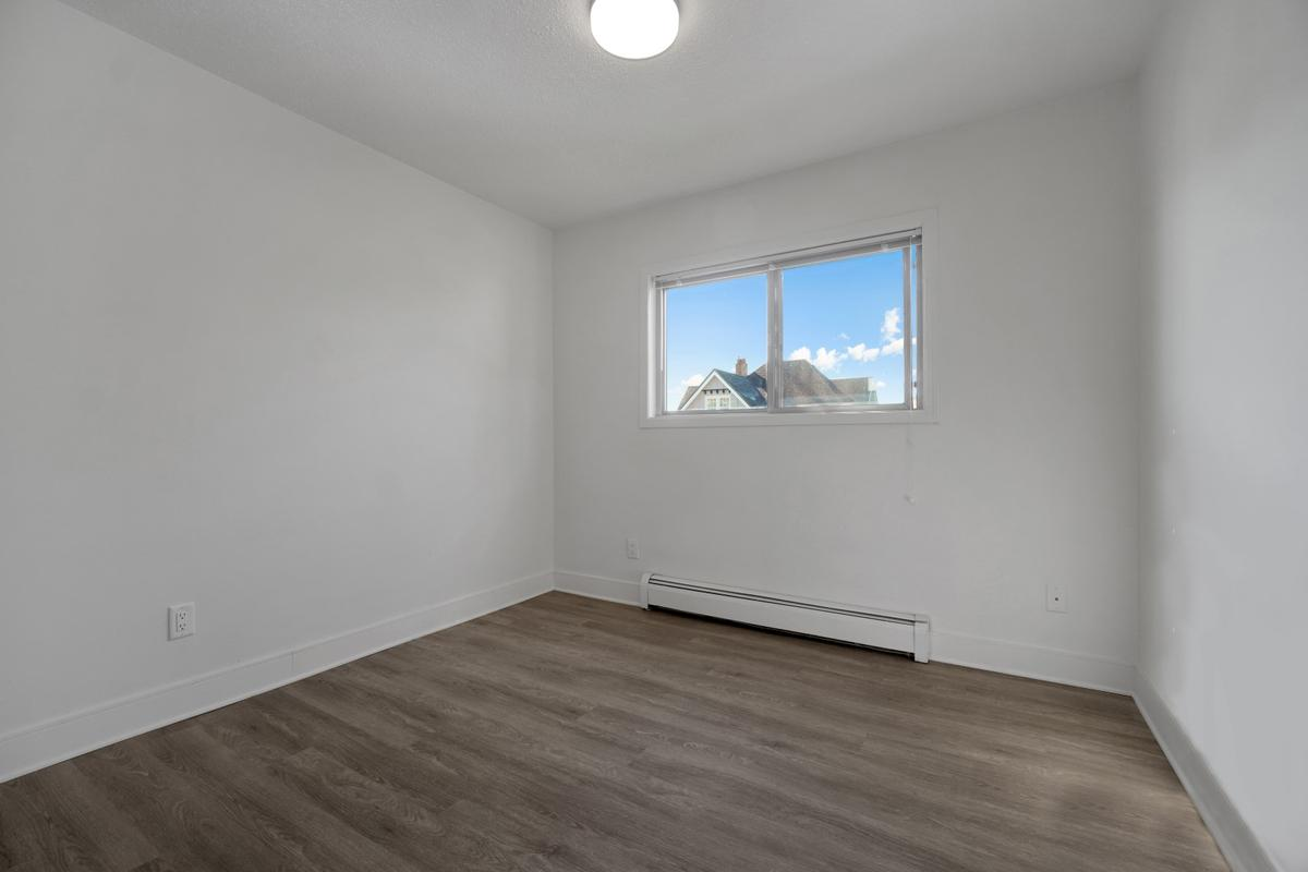Beach House - Photo 2