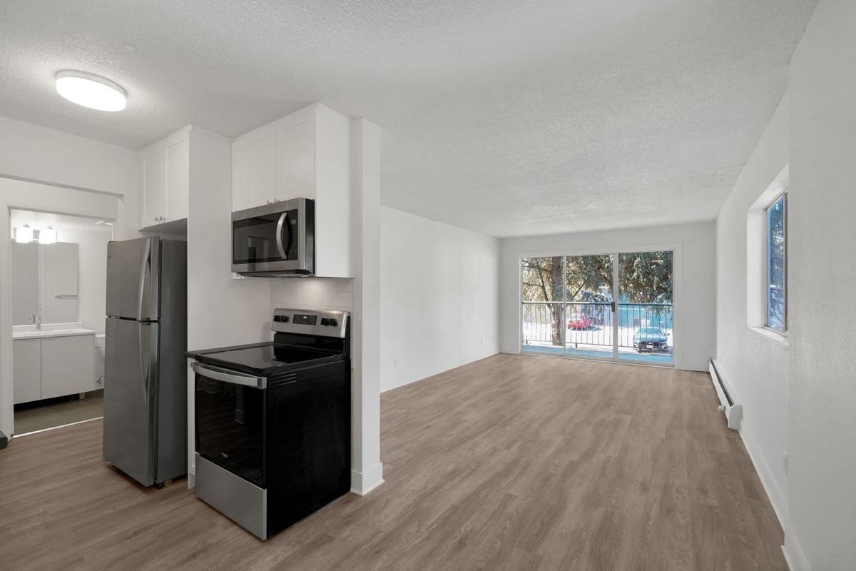 Parkside Manor - Photo 20