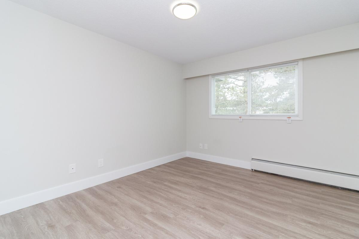 Bowen Estates - Photo 13
