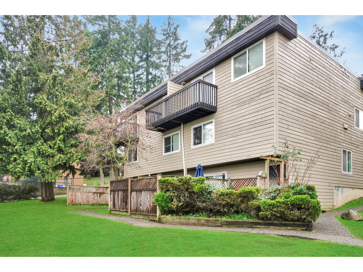 847 Howard Avenue - Photo 18