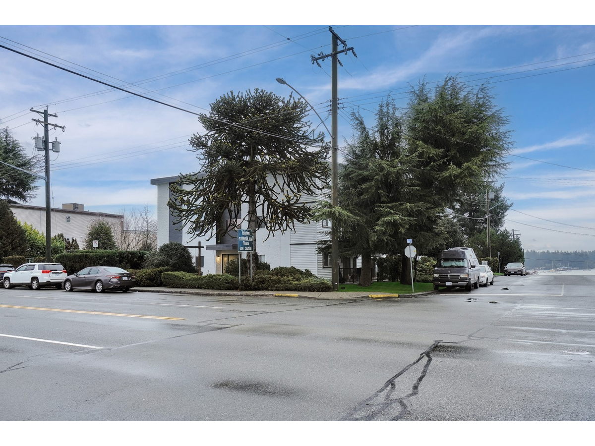 Beach House - Photo 33